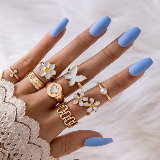 Dreamy Charms 8-Piece Midi Ring Set